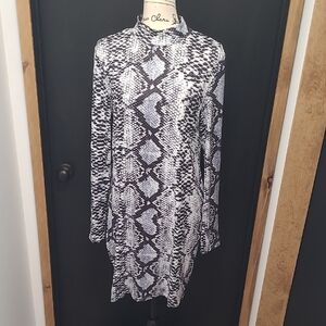 Black & White Snake Print Long Sleeve Mock Turtle Neck Body Con Dress